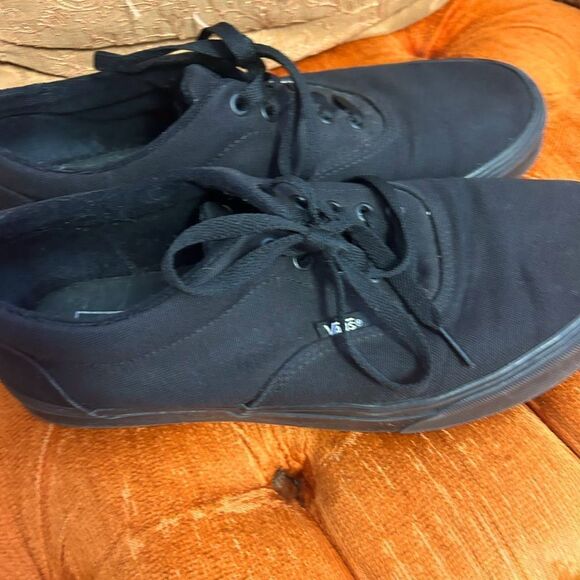 Vans men 11 black tennis shoes - Picture 1 of 4